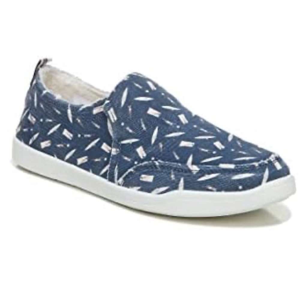 Vionic Size 12M Malibu Washable Beach Shoes